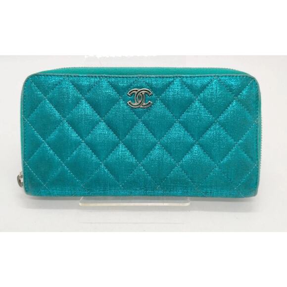 CHANEL METALLIC CALF SKIN BLUE WALLET EUC - Picture 1 of 9